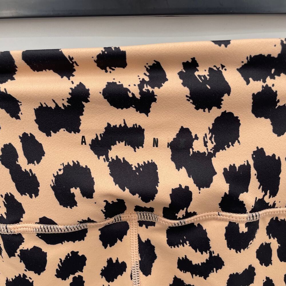 ALLFENIX NWT Camel Over Leopard 7/8 Leggings // XS - Picture 9 of 9